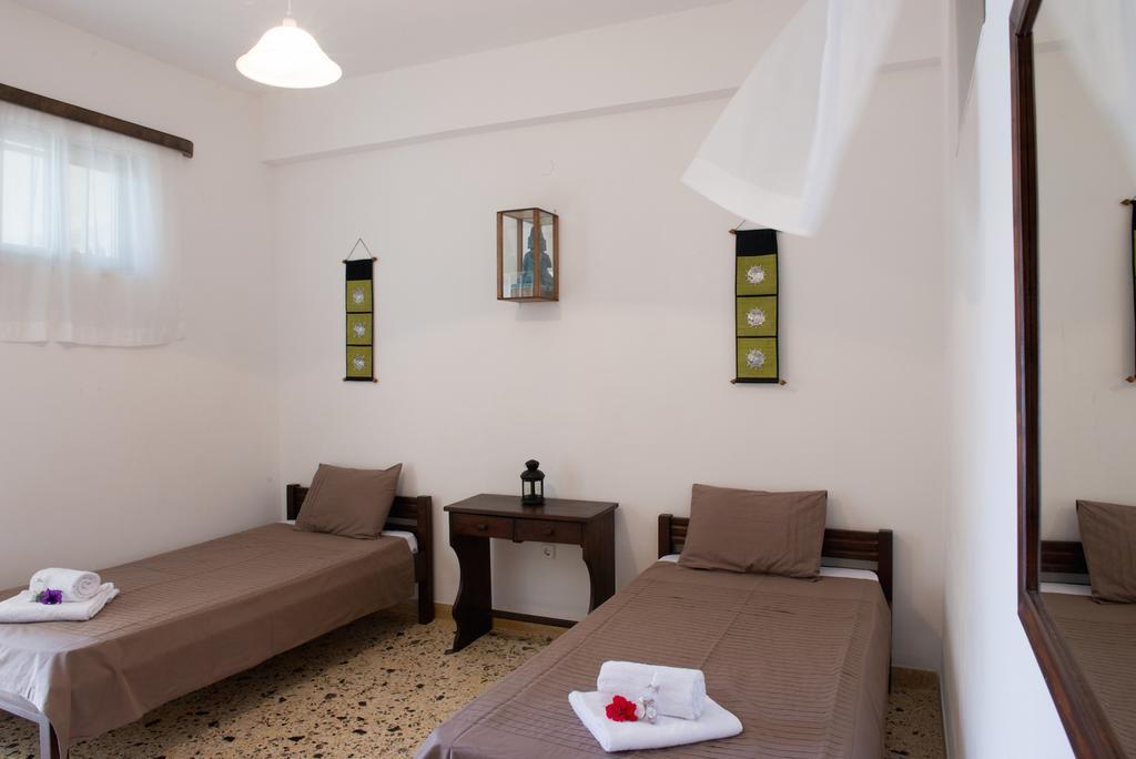 Ferienwohnung Aumkara Skála Eresoú Zimmer foto